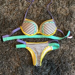 Victoria’s Secret Push-up Bikini 👙